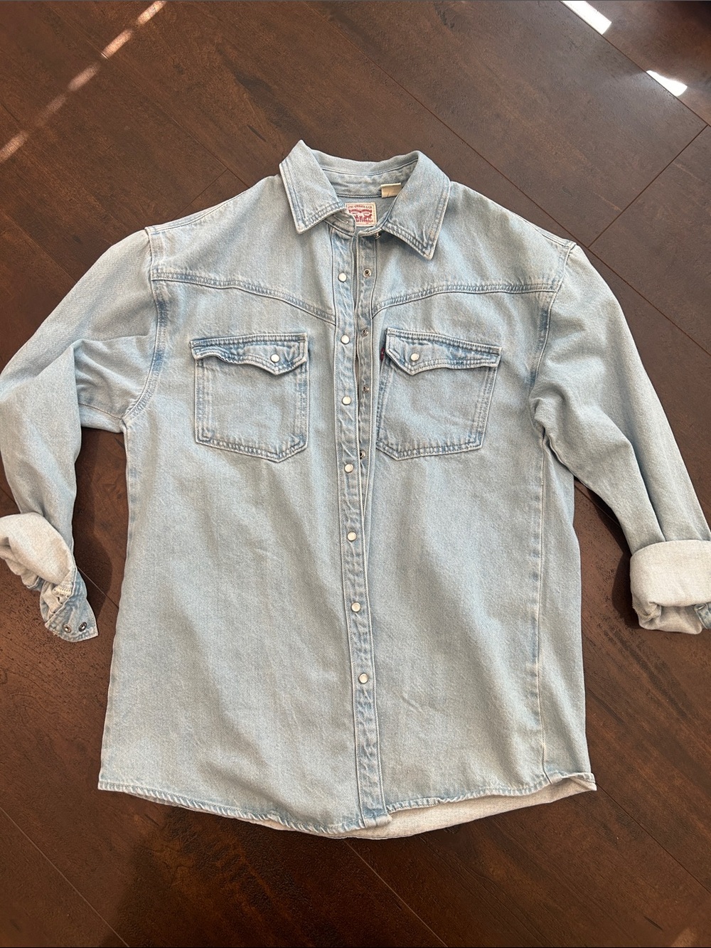 Levi’s long sleeve jean shirt button down